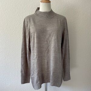 0304 - DENIM&CO Women’s Small Mockneck Longsleeved Hi-Low Hem Sweater